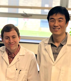 2018 Hartwell Fellow Daniel Bowers, MS, Ph.D. (L) and mentor Minglin Ma, Ph.D, Cornell University –– Weill Medical College of Cornell University