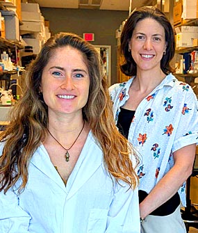 2024 Hartwell Fellow Audrey Goldfarb, Ph.D. (L) and mentor Erica Korb, Ph.D, University of Pennsylvania